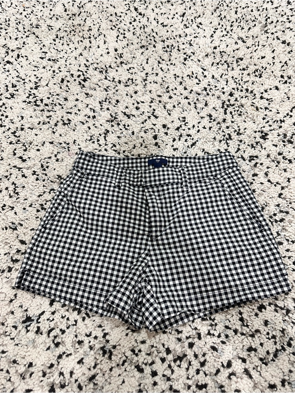 GAP Black and White Gingham Women’s Shorts size 2,‎ length 12”